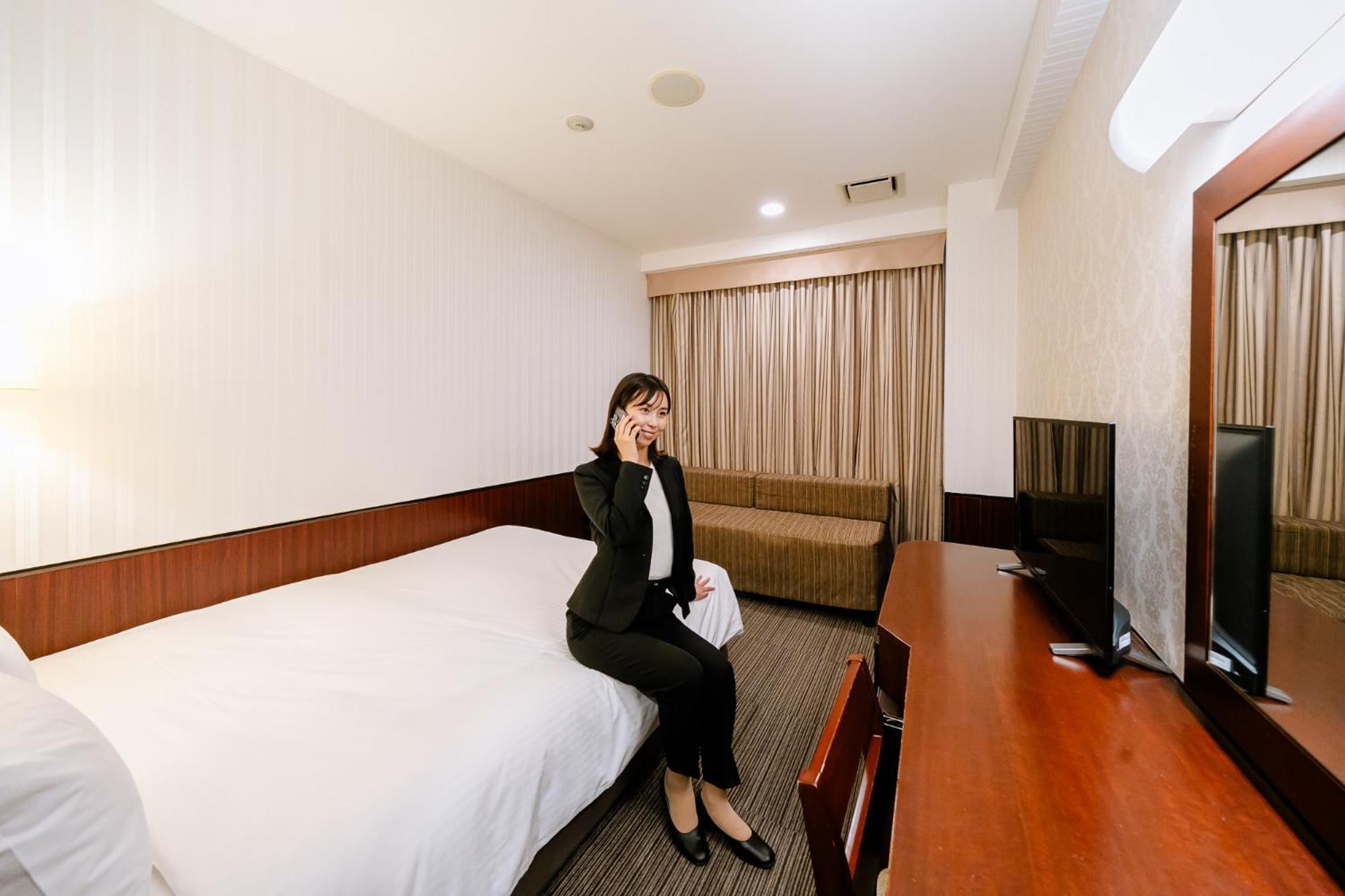 Hotel Hillarys Ósaka Pokoj fotografie