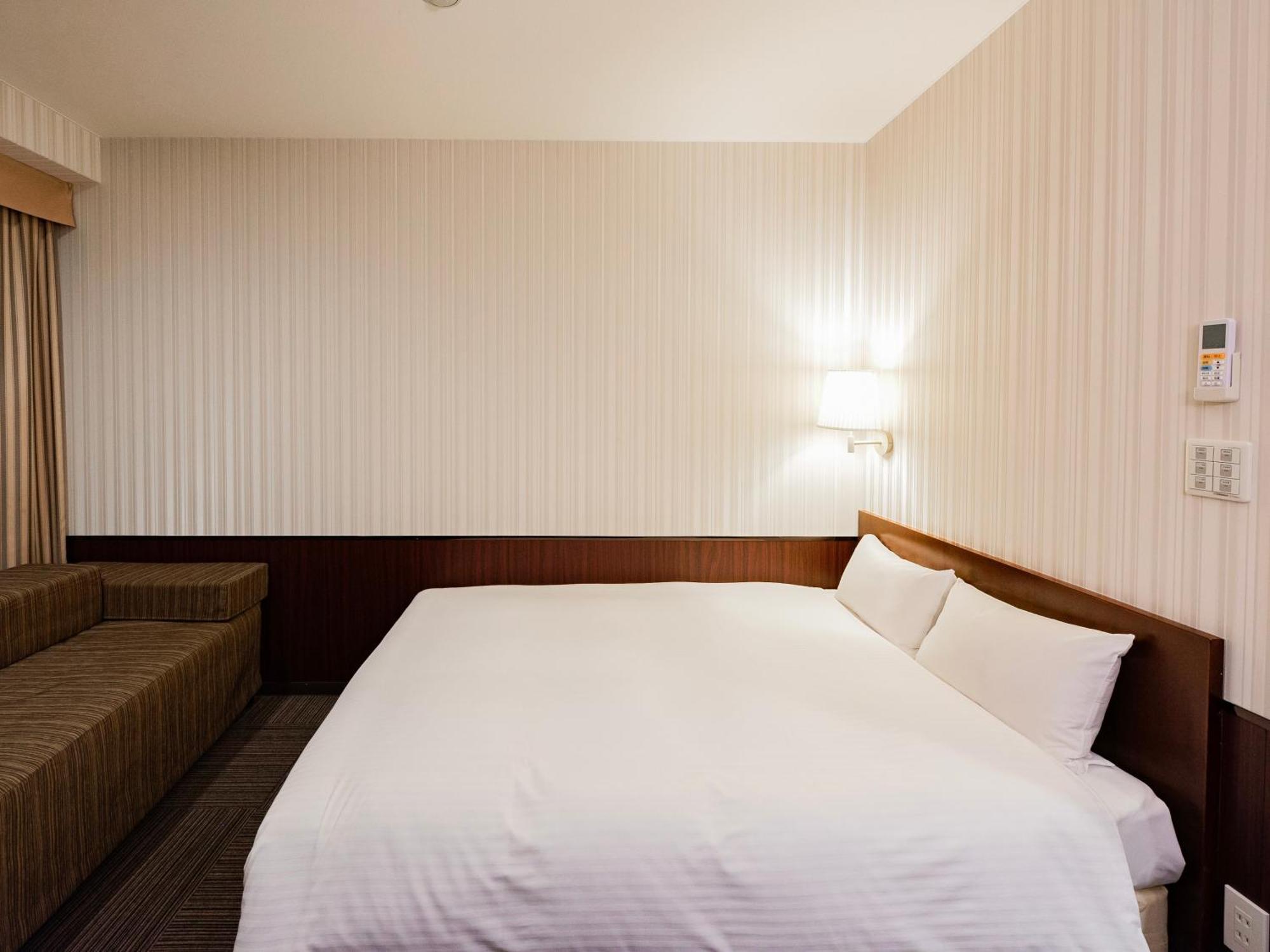Hotel Hillarys Ósaka Pokoj fotografie